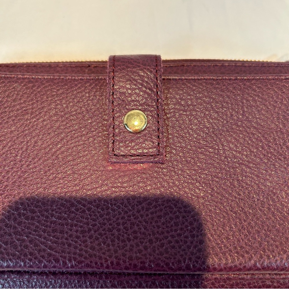 MARK & GRAHAM NWOT Wine Red Pebbled Leather Large Zip Around Wallet IPhone slot - Picture 16 of 16